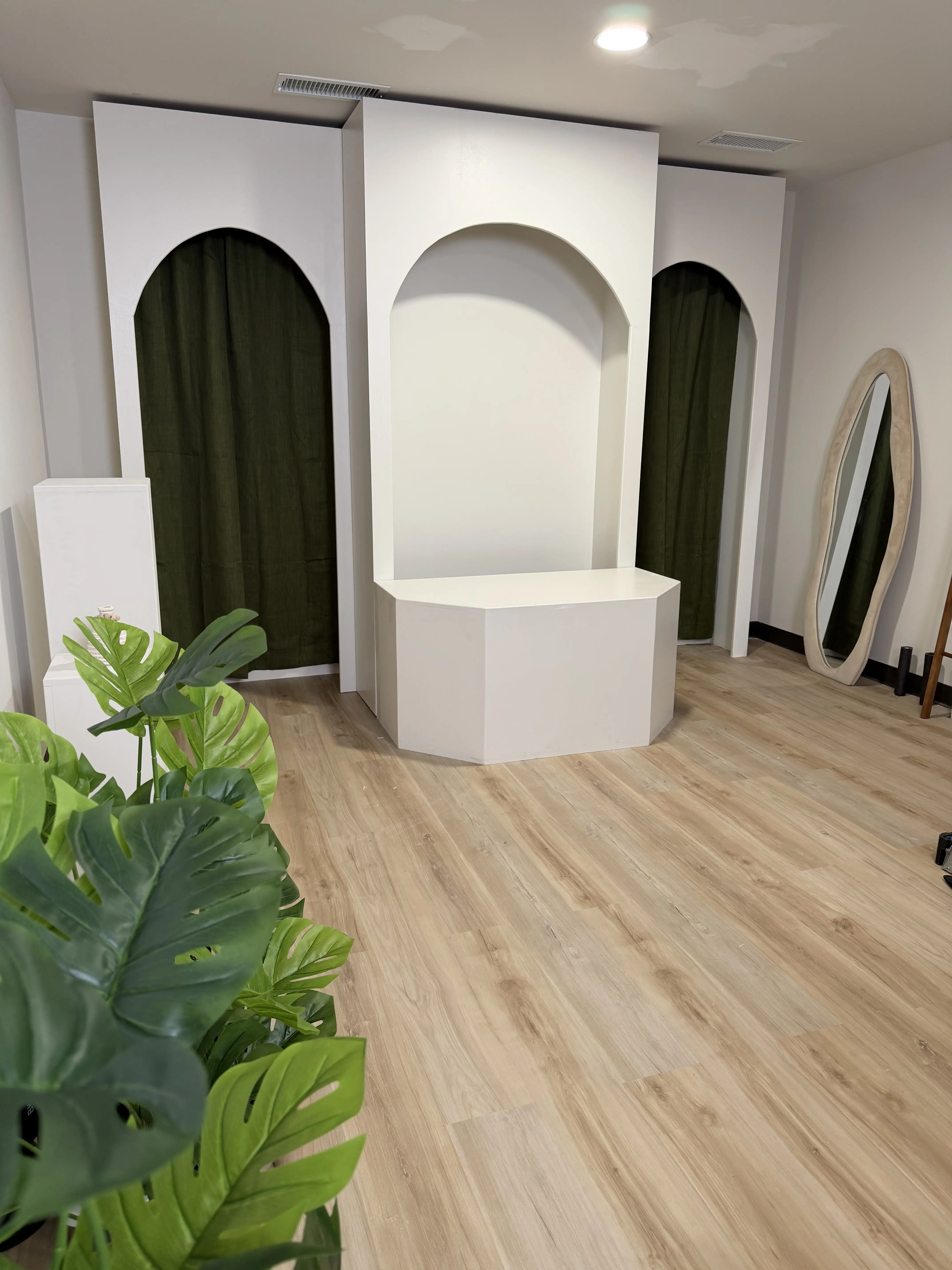 Studio 6